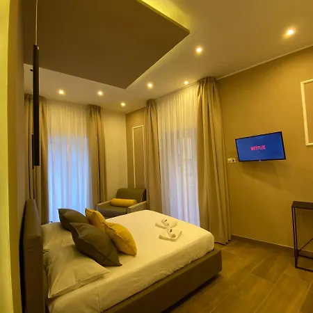 Salotto Toledo 4* Неаполь