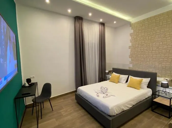 Bed & Breakfast Salotto Toledo 4*