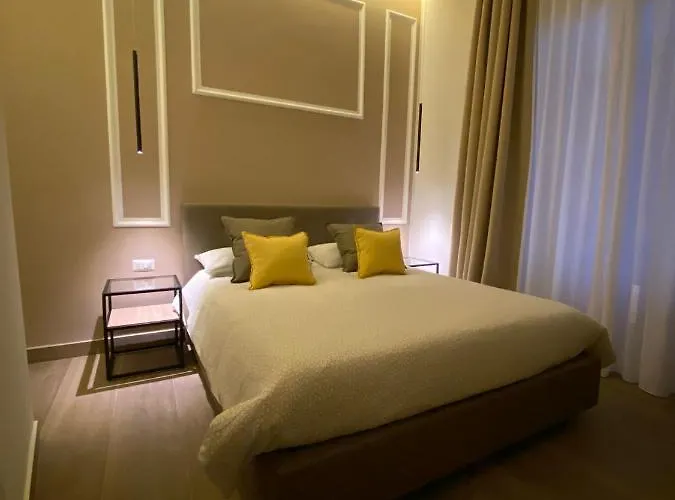 Salotto Toledo Bed & Breakfast 4*