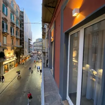 Salotto Toledo 4* Naples