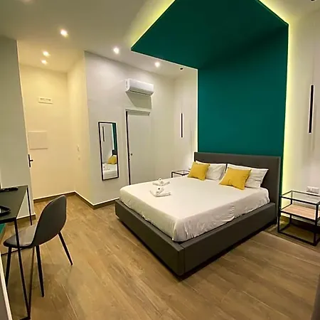 Salotto Toledo Bed & Breakfast 4*